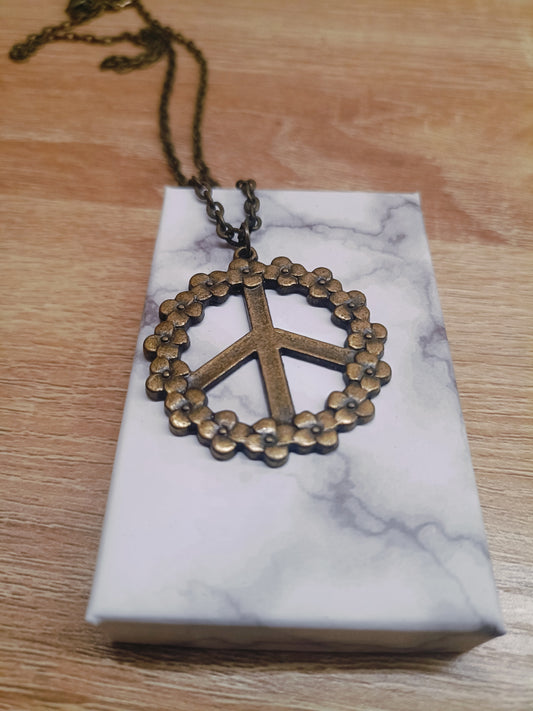 Collier antique LRG avec fleur/pièce signe