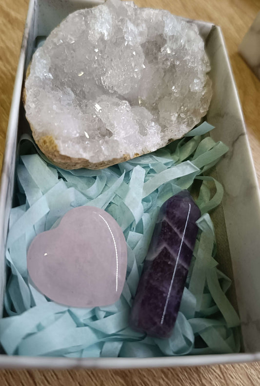 Rose Quartz Heart/Amethyst pillar and Geode Crystal Set