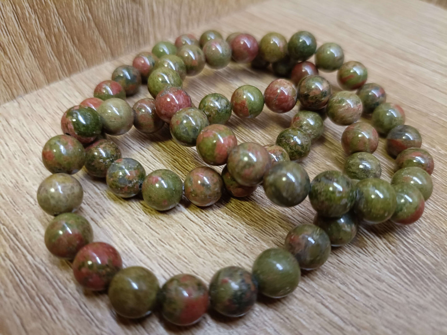 Bracelet de perles d'unakite avec pièce de géode naturelle
