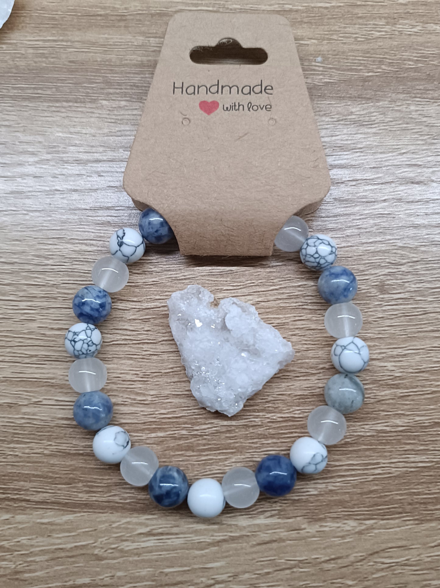 Bracelet en lapis-lazuli et turquoise blanche avec géode