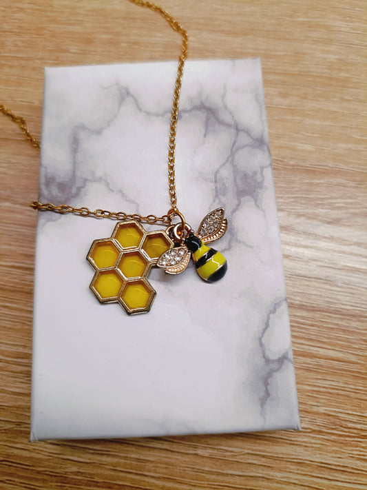 Collier abeille/nid d'abeille